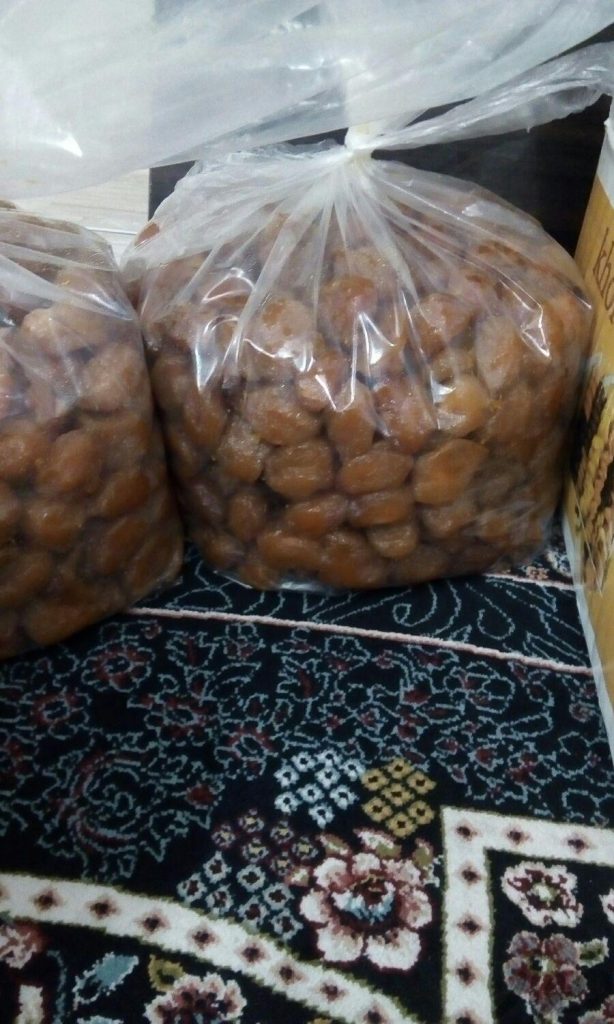 آلو بخارا نیشابور