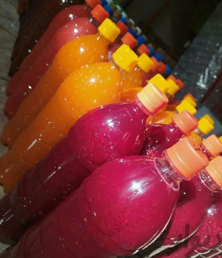 آبمیوه طبیعی آب انار زرشک آلبالو اخته آلوچه زردآلو