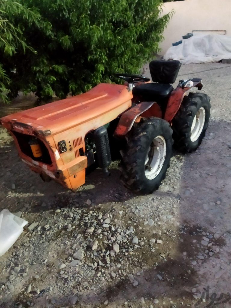تراکتور باغی ۲۳۸ گلدونی