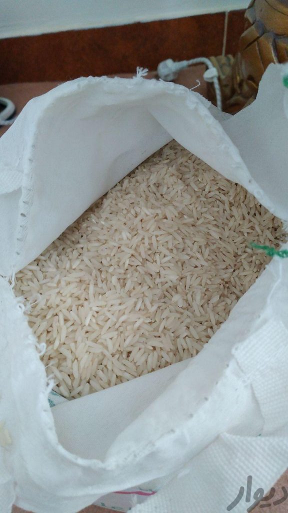 برنج دمسیاه هاشمی فوق به شرط پخت میدم
