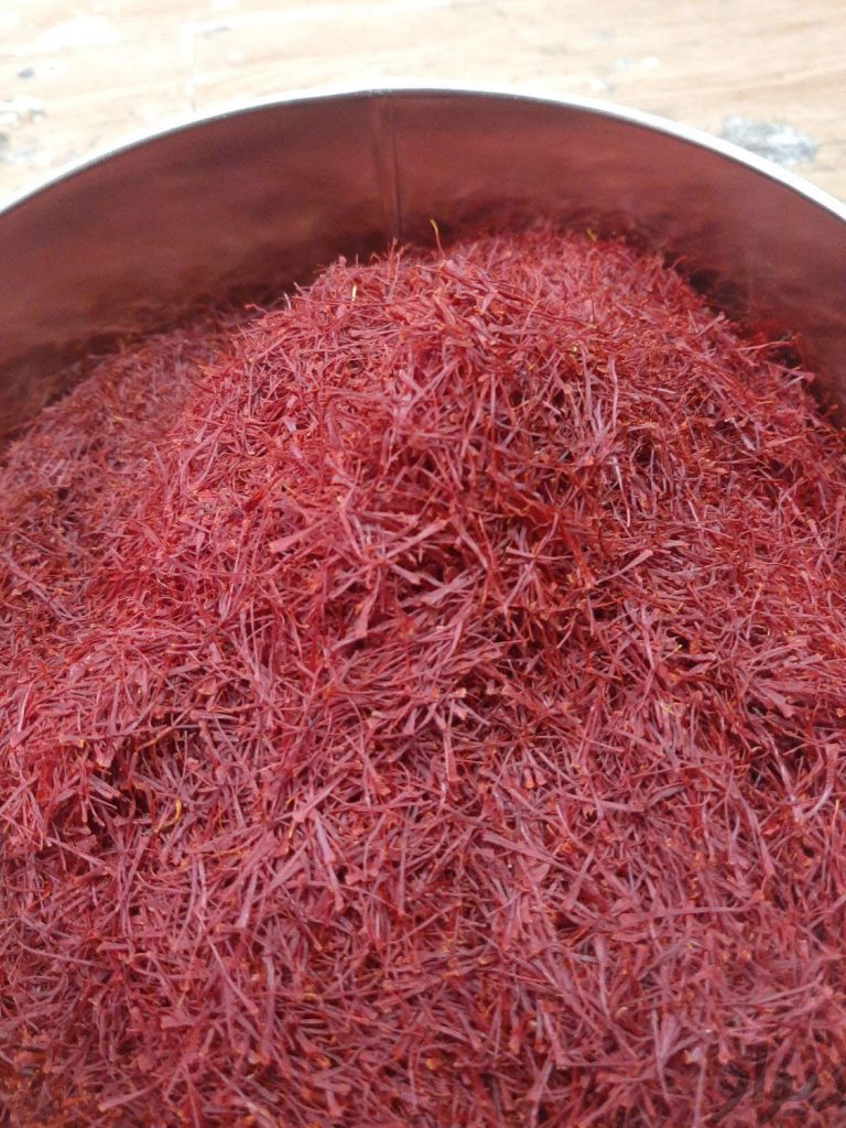 خریدار انواع زعفران