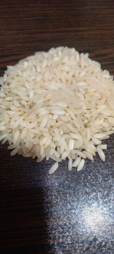 برنج عطرافشان میانه