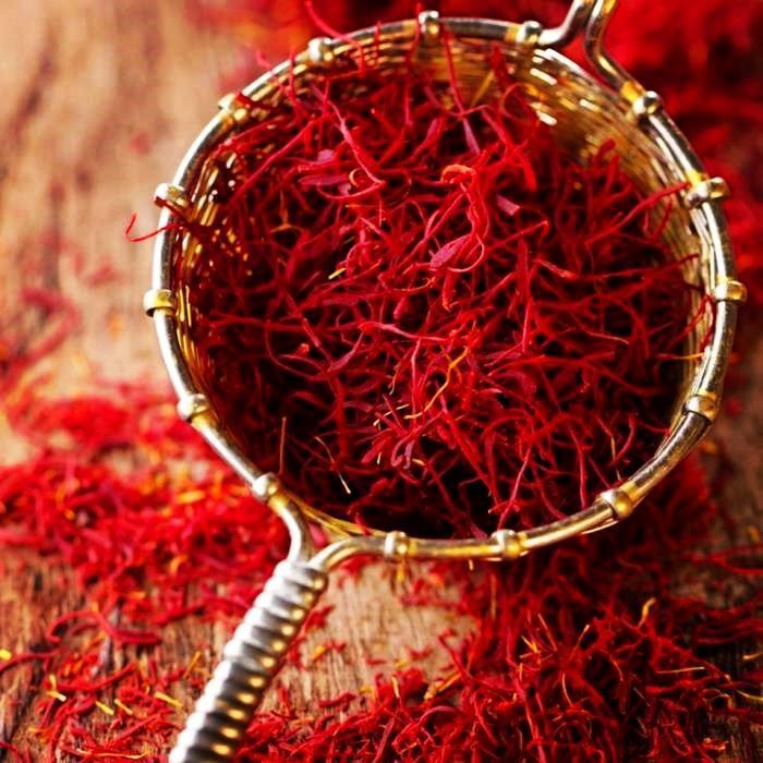 زعفران و هل