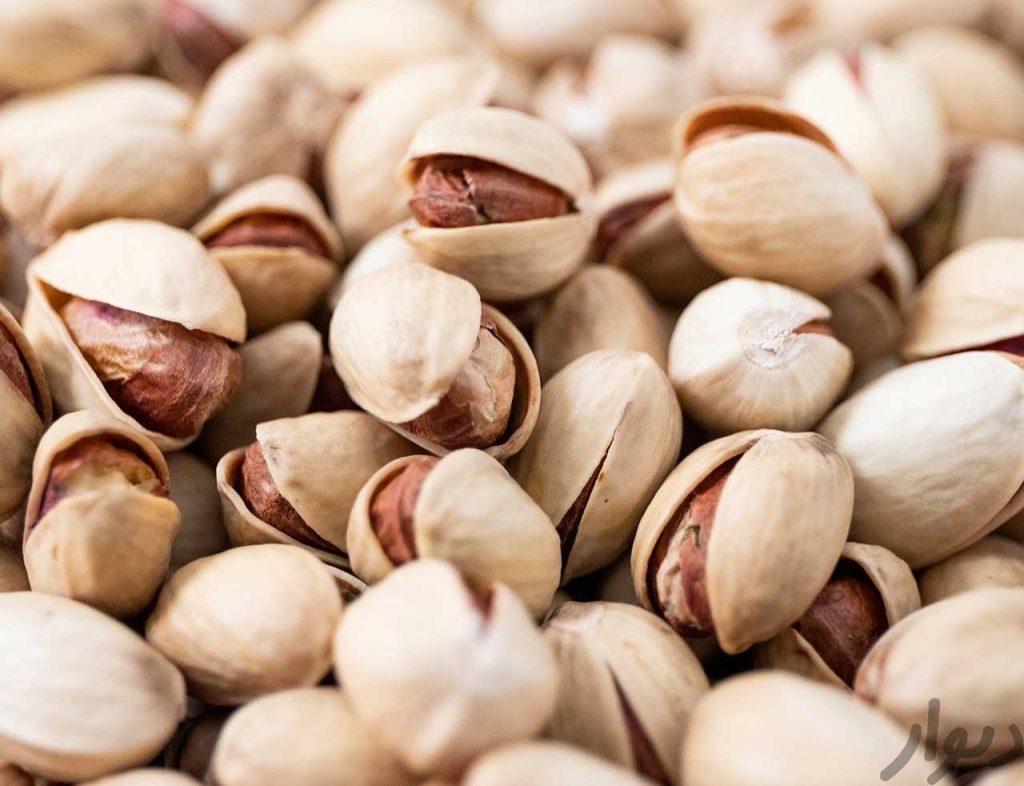 پسته فندقی کله قوچی احمدآقایی آجیلی