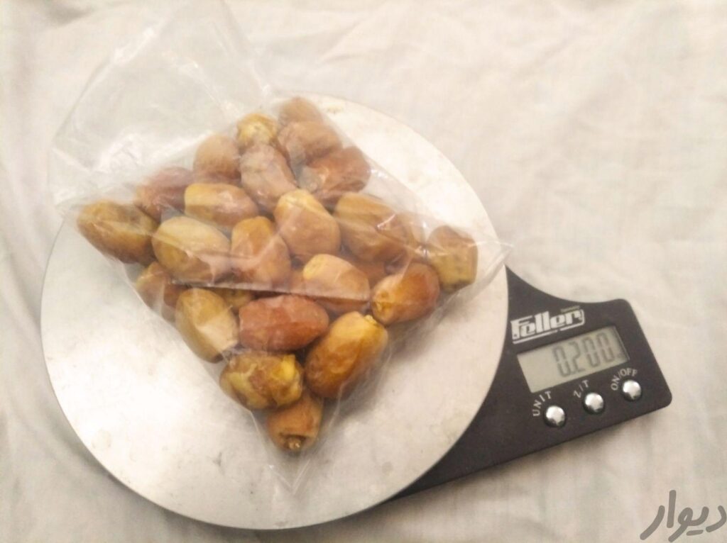 فروش خرمای زاهدی (استان فارس)