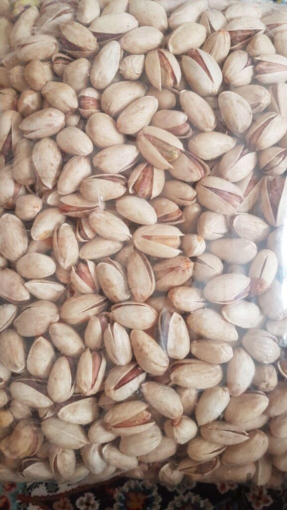 پسته و مغز پسته امساله