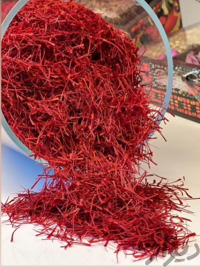 زعفران نرمه. دسته. نگین